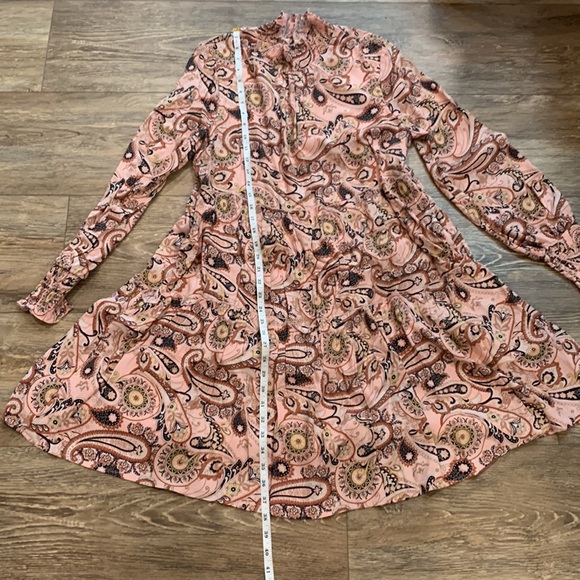 Code x Mode Pink Paisley High Neck Dress Women's Medium Ruffles Victorian - Picture 5 of 6